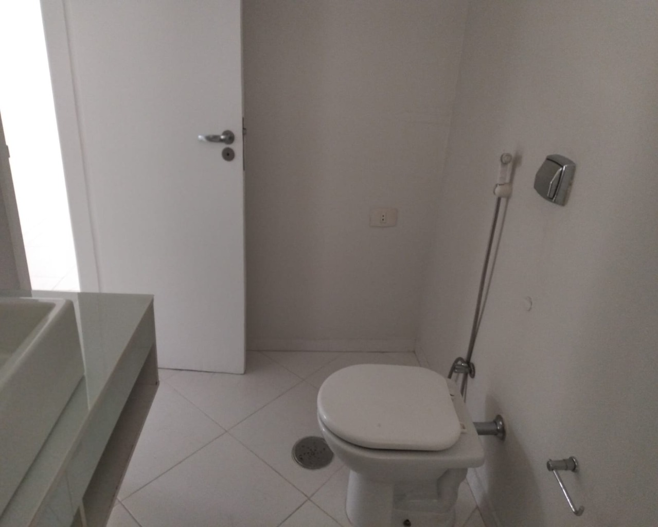 Apartamento à venda com 2 quartos, 70m² - Foto 13