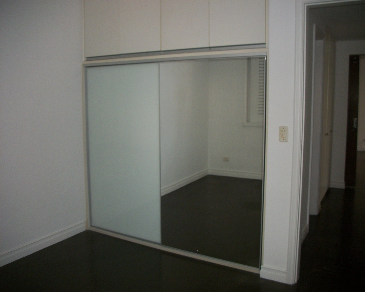 Apartamento para alugar com 3 quartos, 130m² - Foto 16