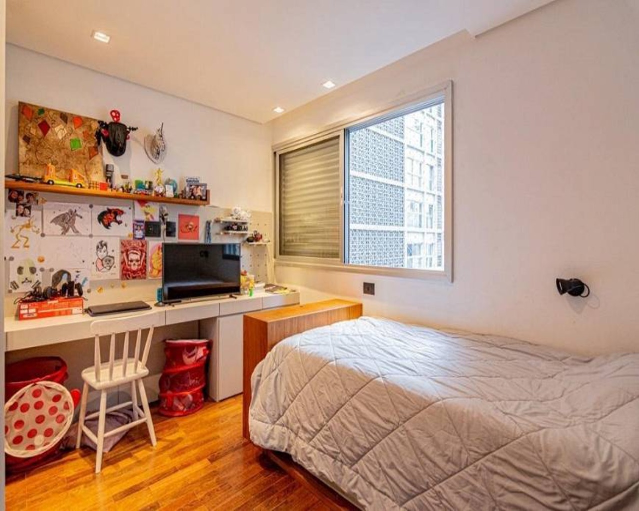 Apartamento à venda com 3 quartos, 138m² - Foto 7