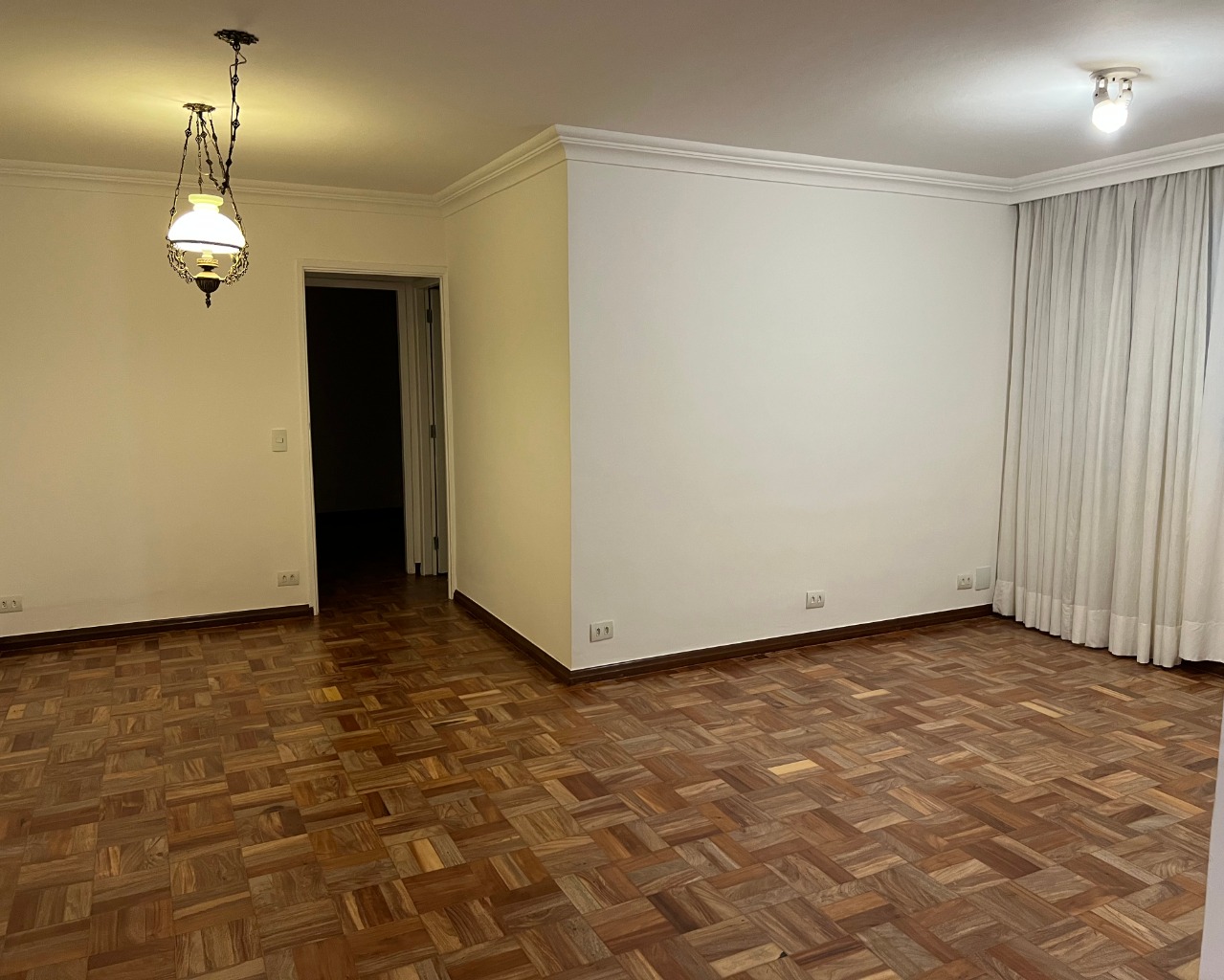 Apartamento para alugar com 2 quartos, 70m² - Foto 14