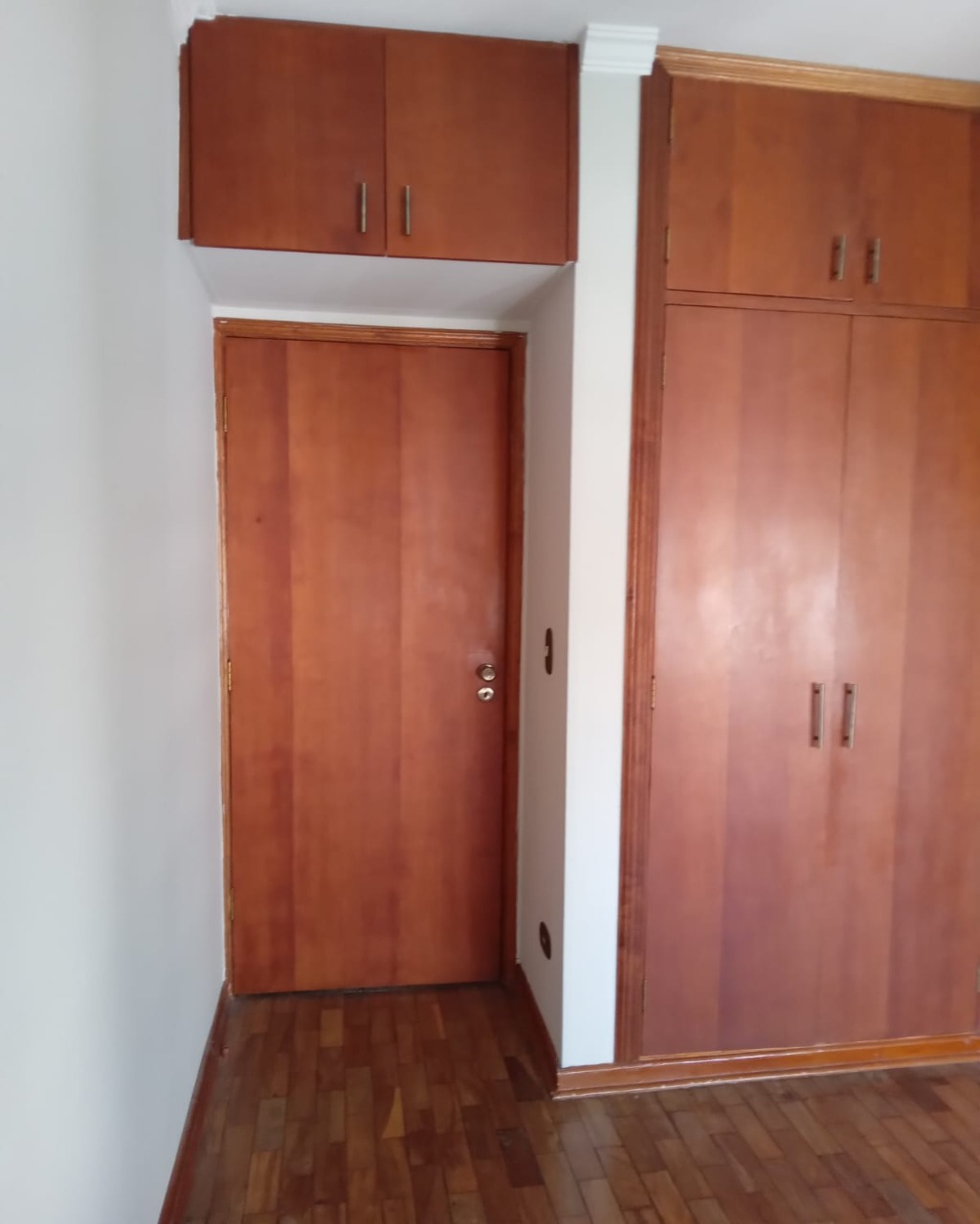 Apartamento para alugar com 3 quartos, 110m² - Foto 32