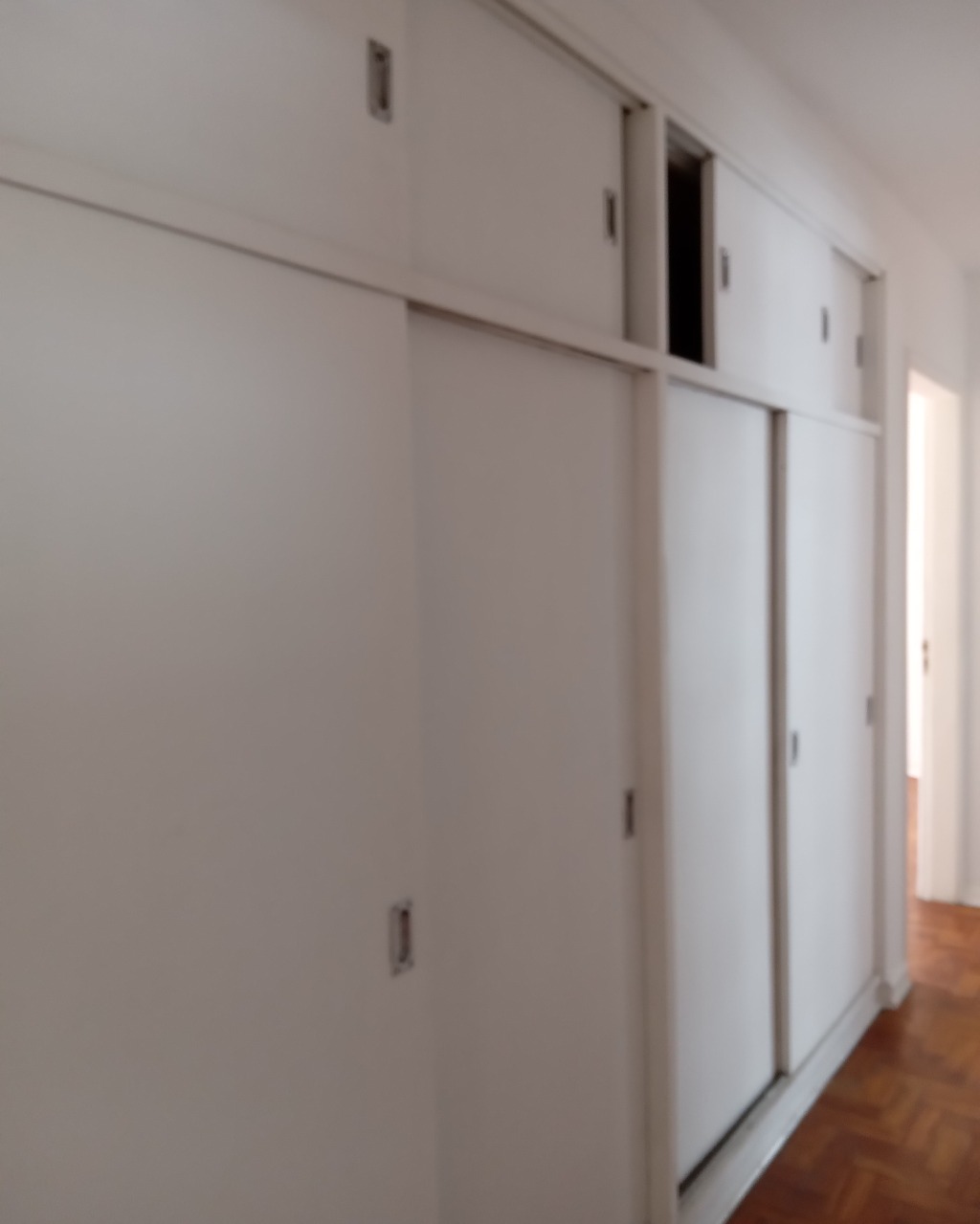 Apartamento para alugar com 3 quartos, 130m² - Foto 11