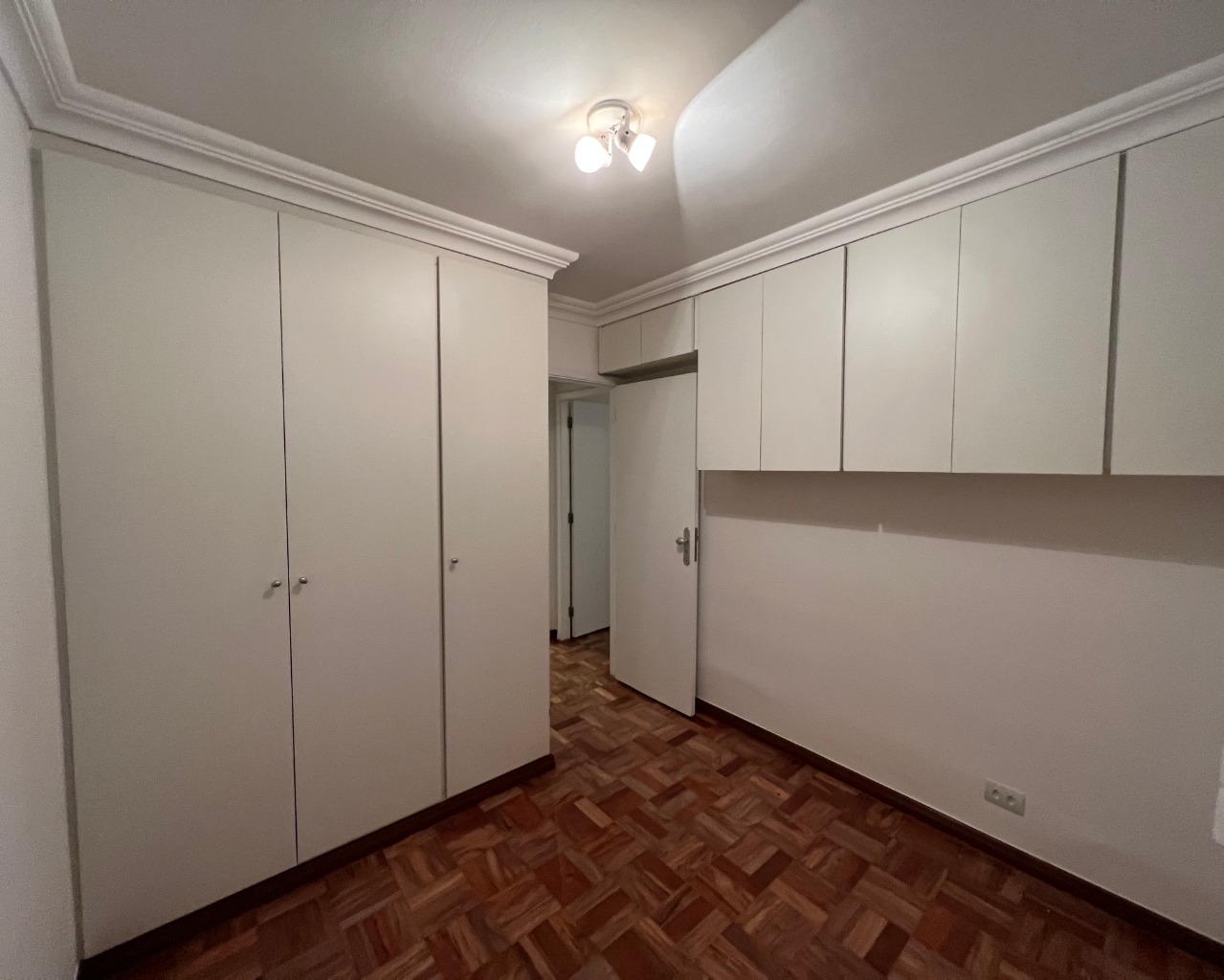 Apartamento para alugar com 2 quartos, 70m² - Foto 6