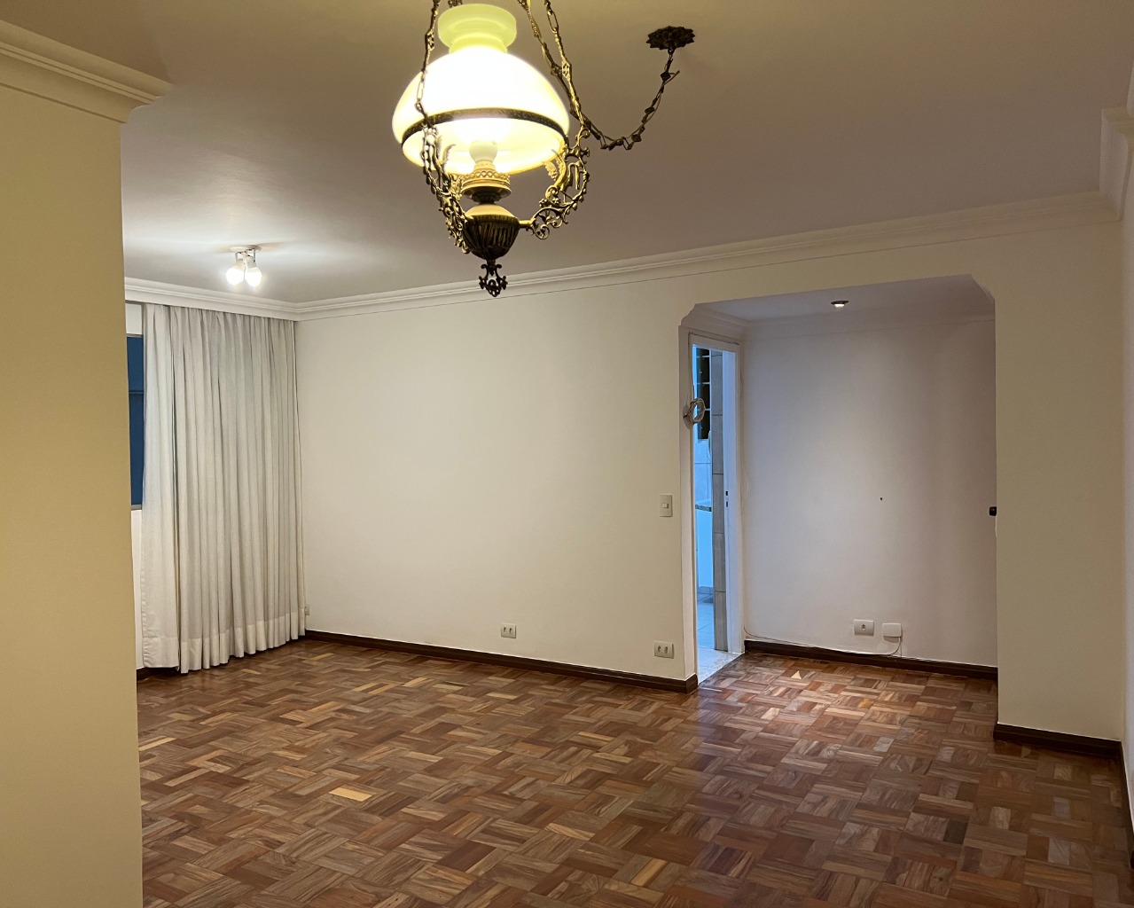 Apartamento para alugar com 2 quartos, 70m² - Foto 1