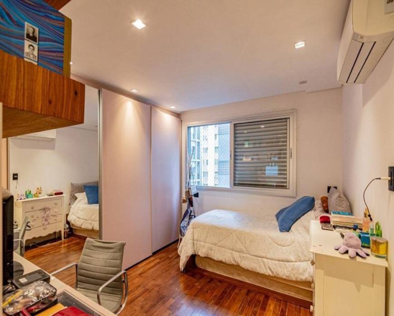 Apartamento à venda com 3 quartos, 138m² - Foto 13