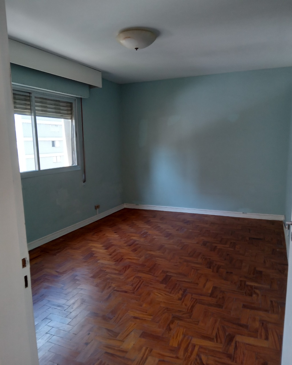 Apartamento para alugar com 3 quartos, 130m² - Foto 15