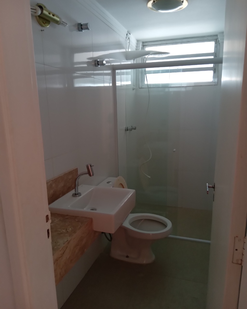 Apartamento para alugar com 3 quartos, 130m² - Foto 9