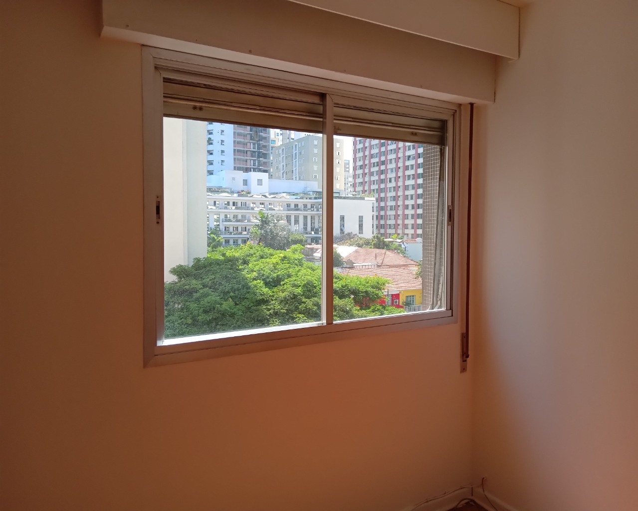 Apartamento para alugar com 3 quartos, 130m² - Foto 8