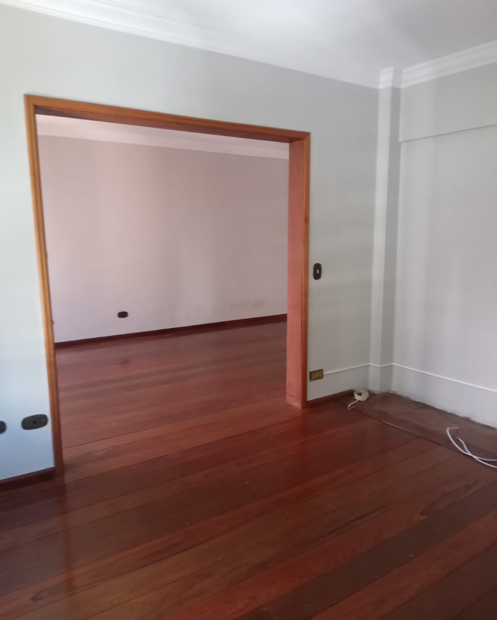 Apartamento para alugar com 3 quartos, 110m² - Foto 9