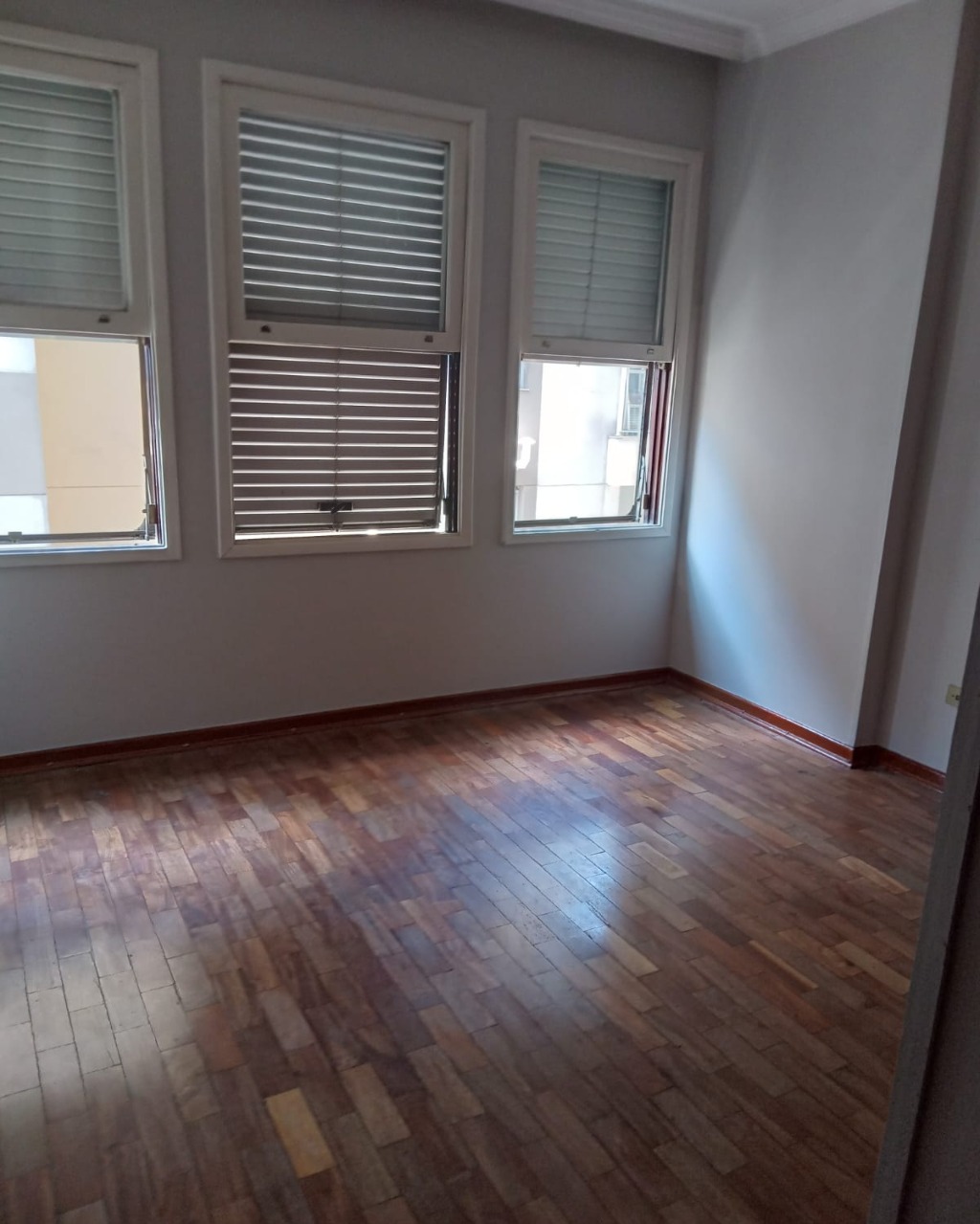 Apartamento para alugar com 3 quartos, 110m² - Foto 26