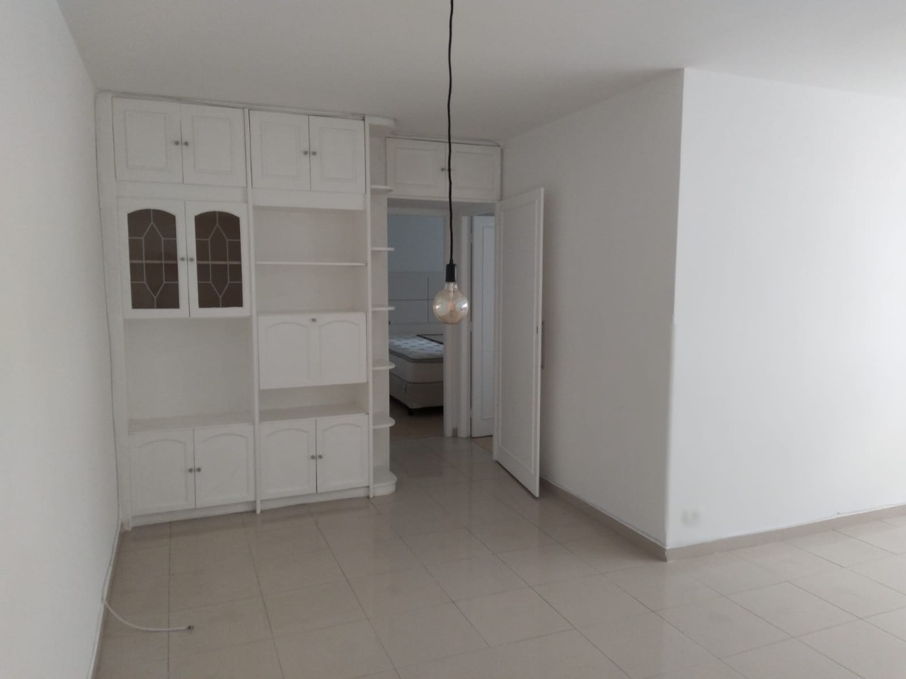 Apartamento para alugar com 2 quartos, 70m² - Foto 3