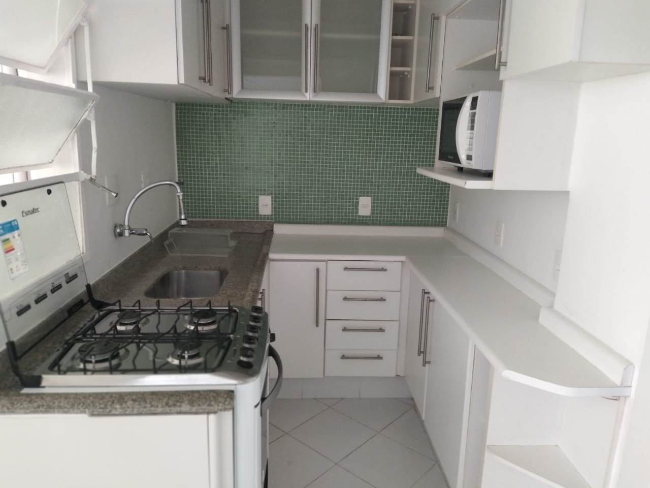 Apartamento para alugar com 2 quartos, 70m² - Foto 7