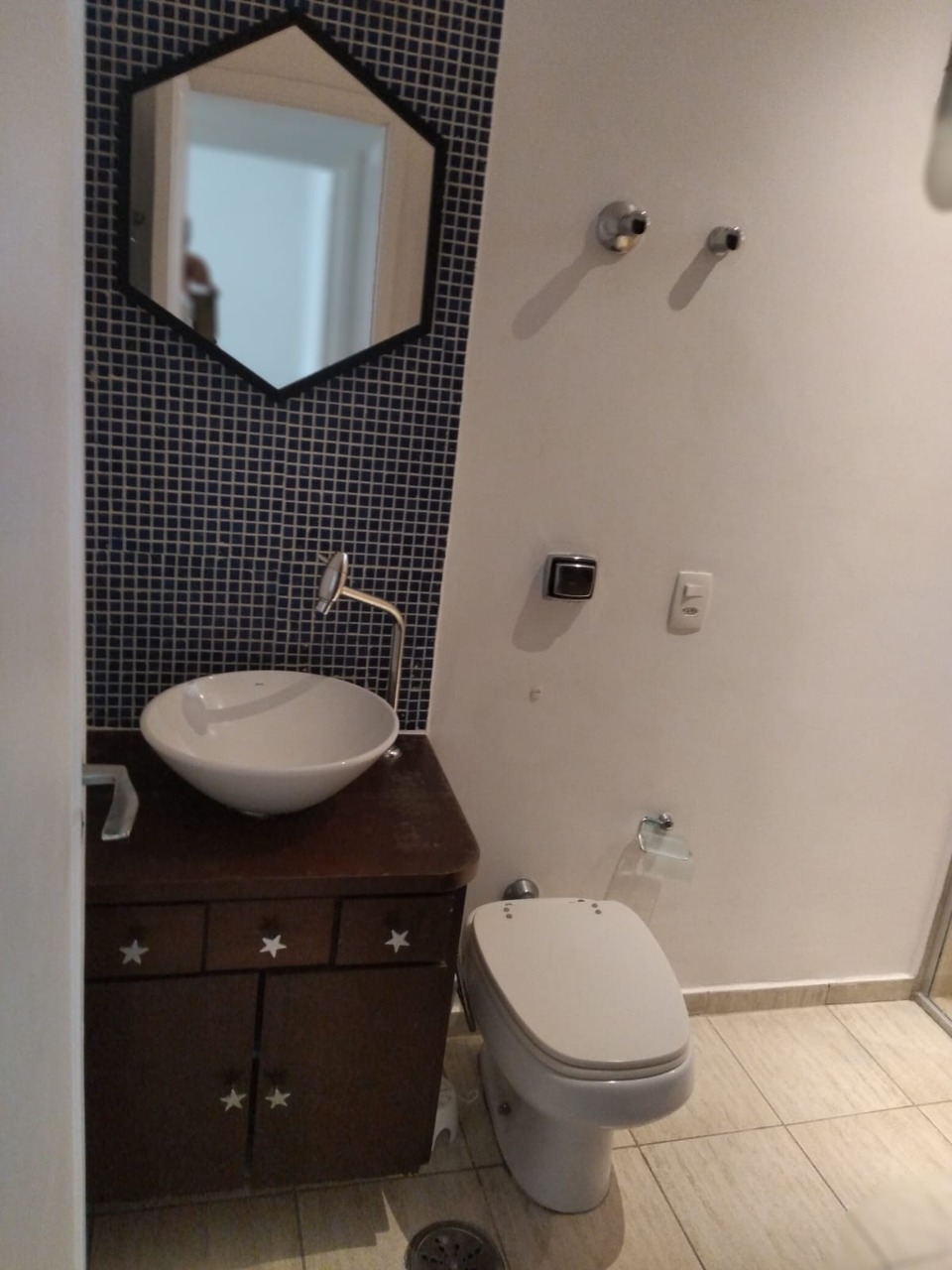 Apartamento para alugar com 2 quartos, 70m² - Foto 19