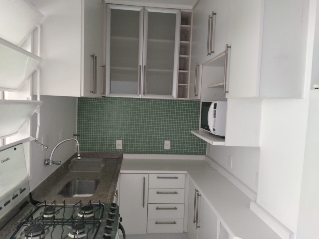 Apartamento para alugar com 2 quartos, 70m² - Foto 9