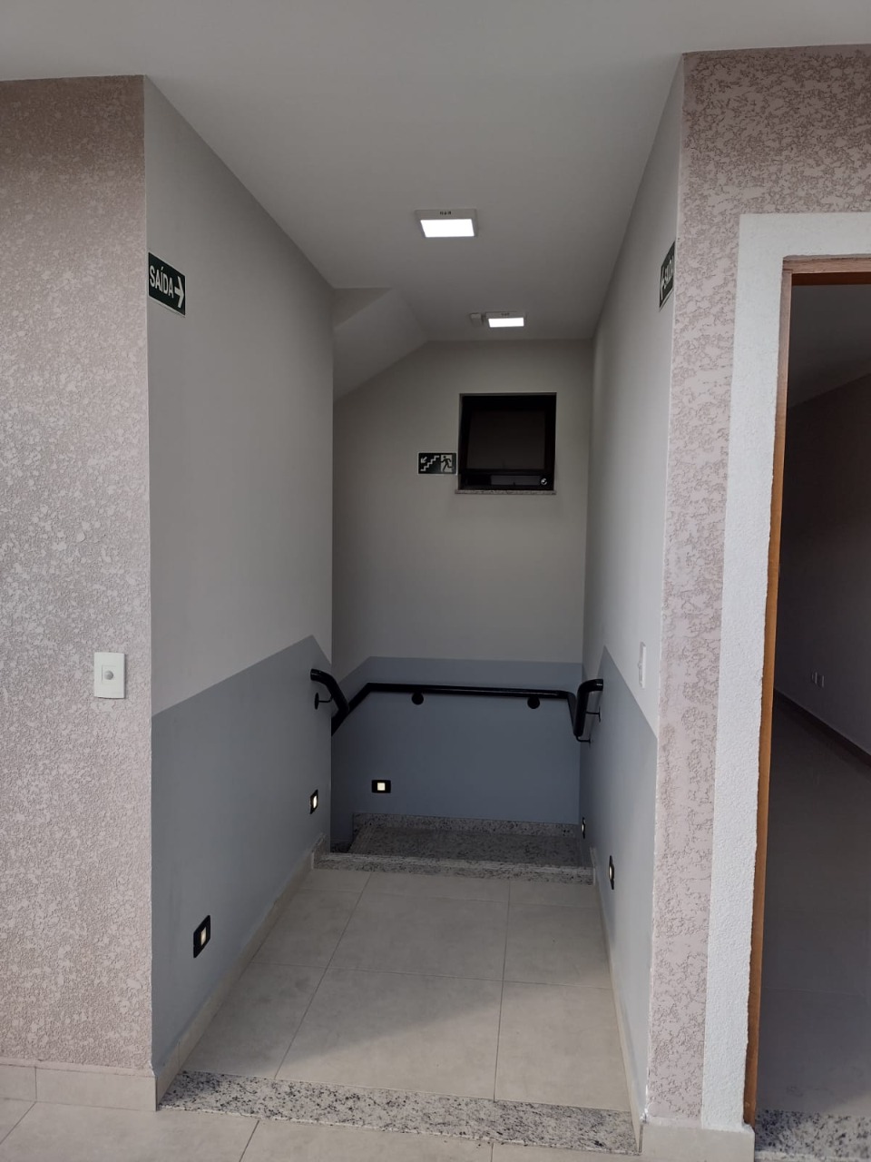 Apartamento à venda com 2 quartos, 45m² - Foto 20