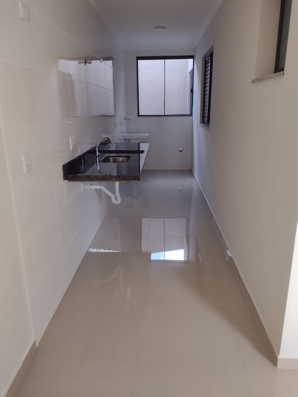 Apartamento à venda com 2 quartos, 47m² - Foto 3