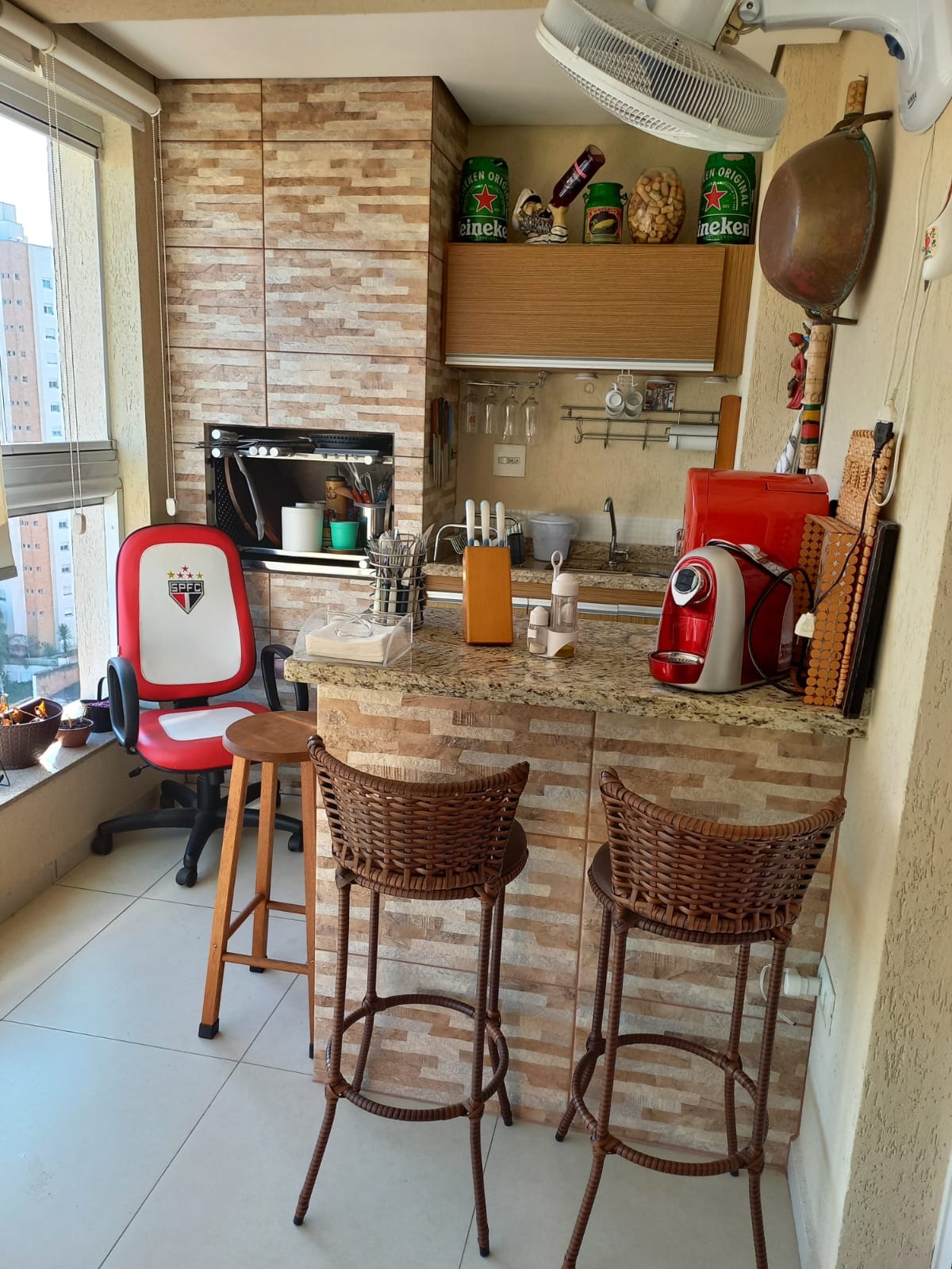 Apartamento à venda com 4 quartos, 158m² - Foto 1