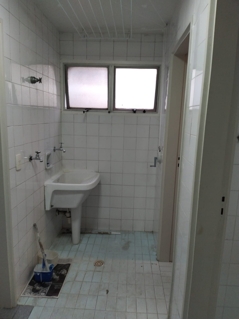 Apartamento para alugar com 2 quartos, 80m² - Foto 24