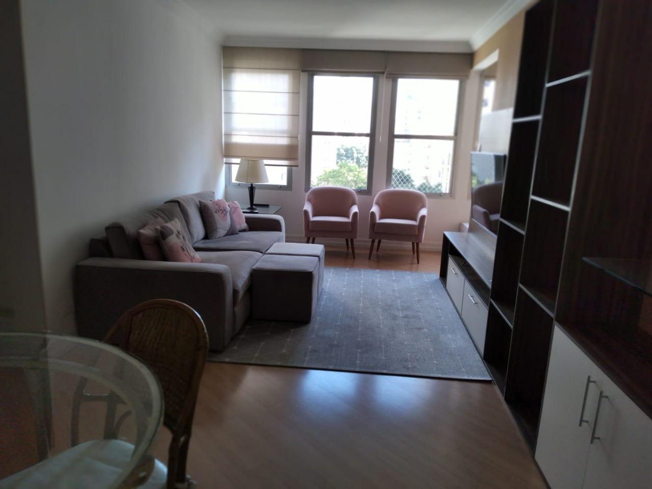 Apartamento para alugar com 3 quartos, 110m² - Foto 1