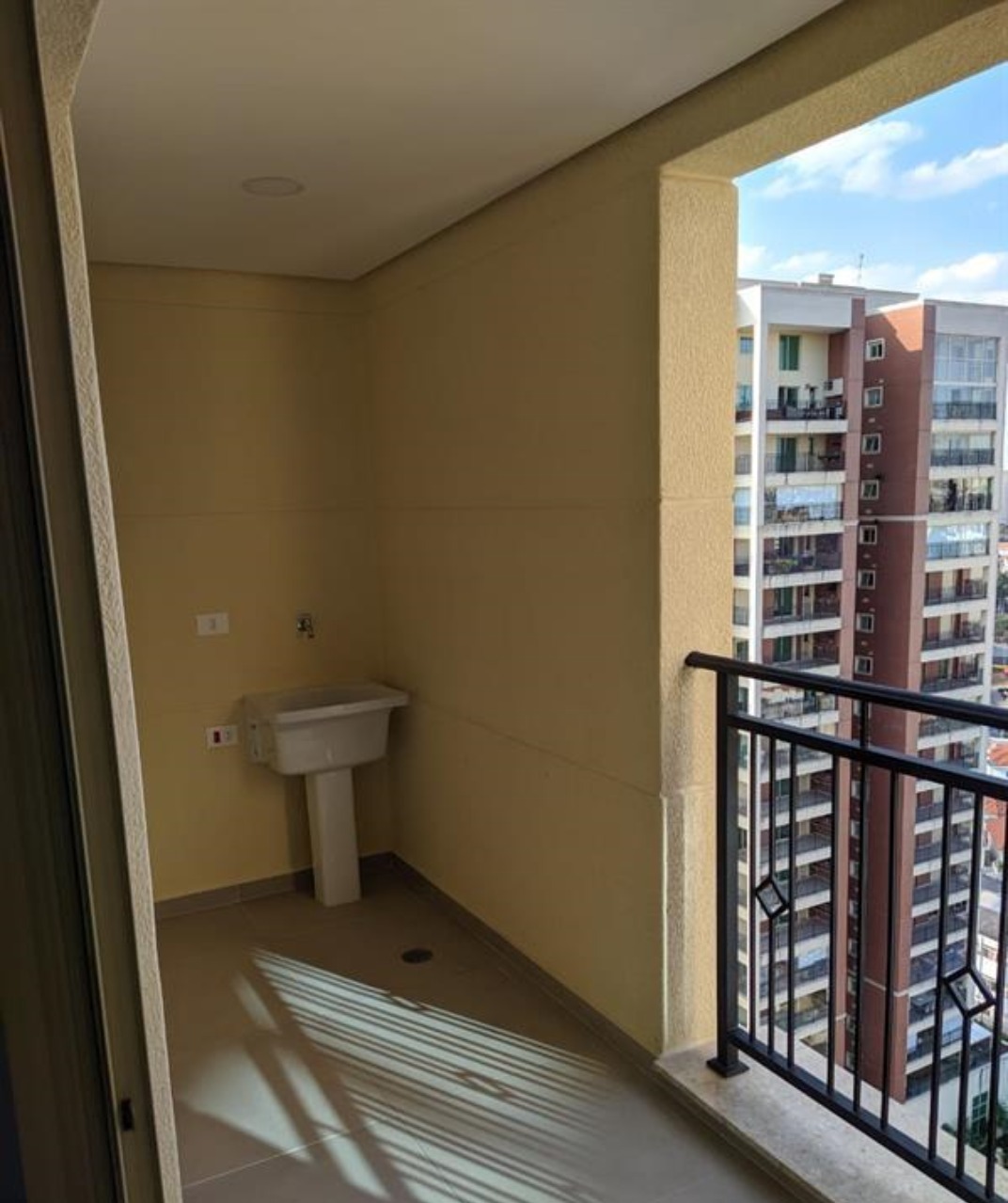 Apartamento à venda com 2 quartos, 66m² - Foto 3