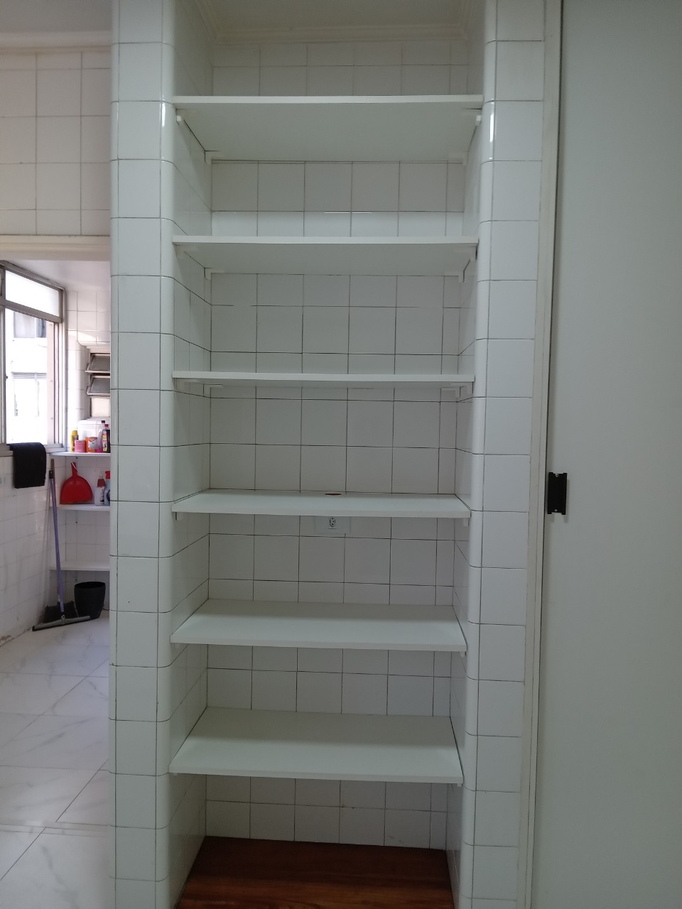 Apartamento para alugar com 3 quartos, 140m² - Foto 35