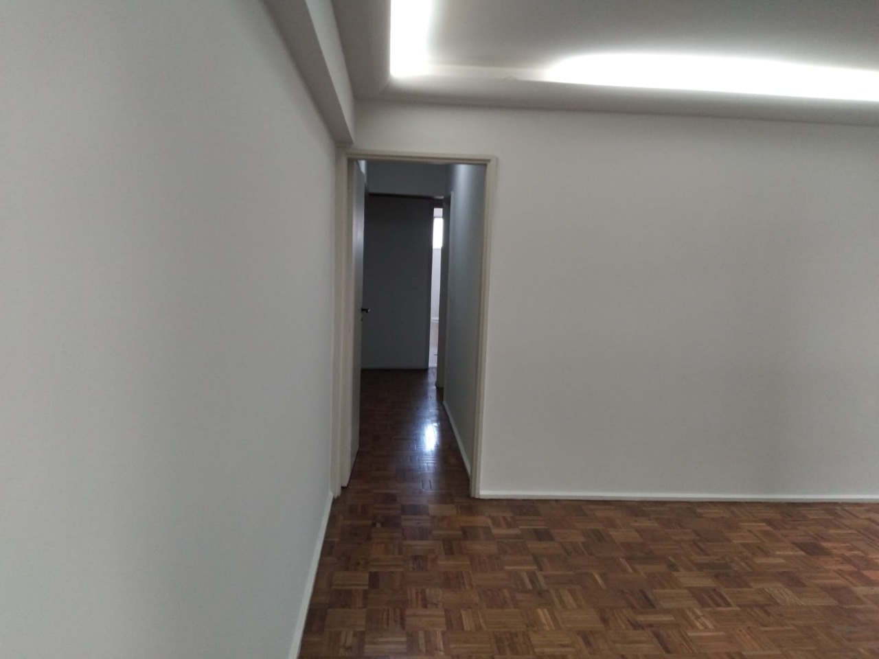 Apartamento para alugar com 2 quartos, 80m² - Foto 4