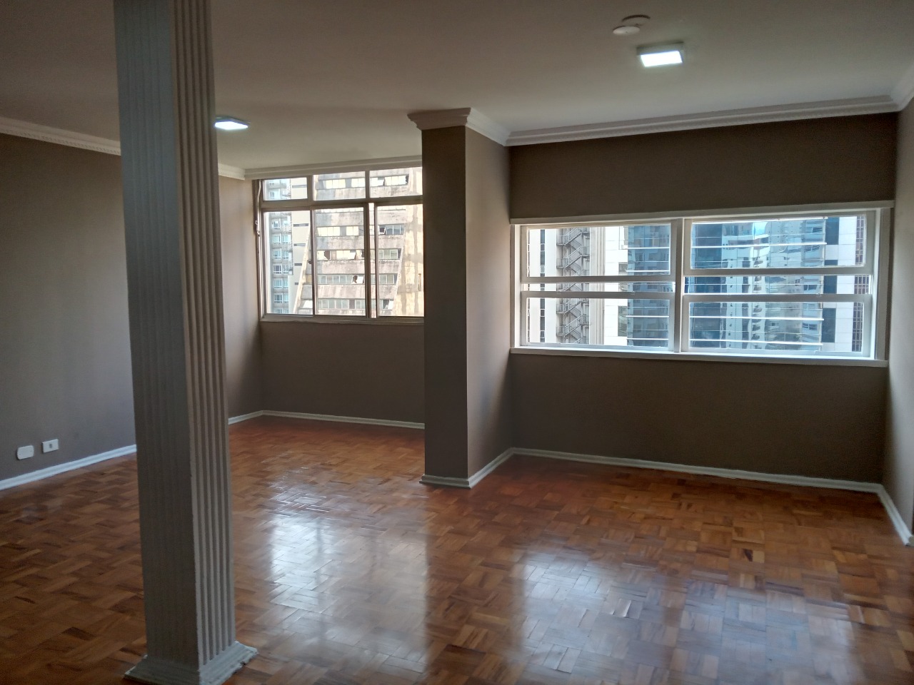 Apartamento para alugar com 3 quartos, 140m² - Foto 4