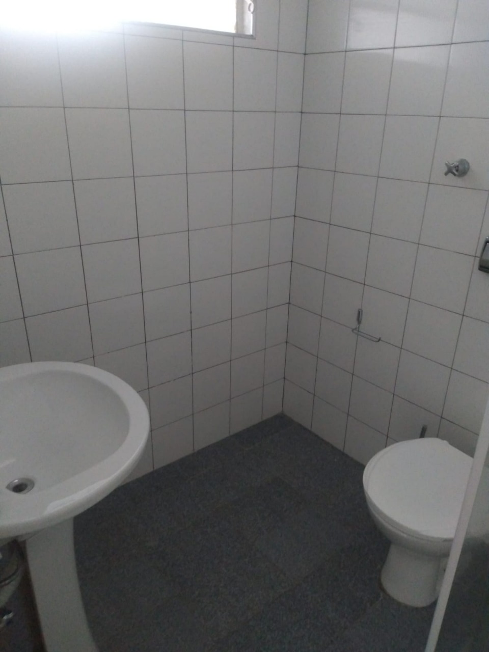 Apartamento para alugar com 1 quarto, 58m² - Foto 11