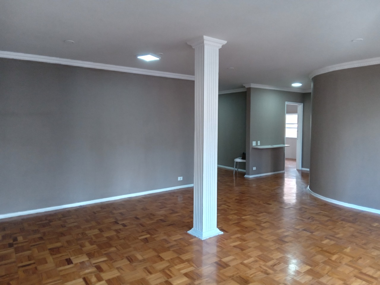 Apartamento para alugar com 3 quartos, 140m² - Foto 1