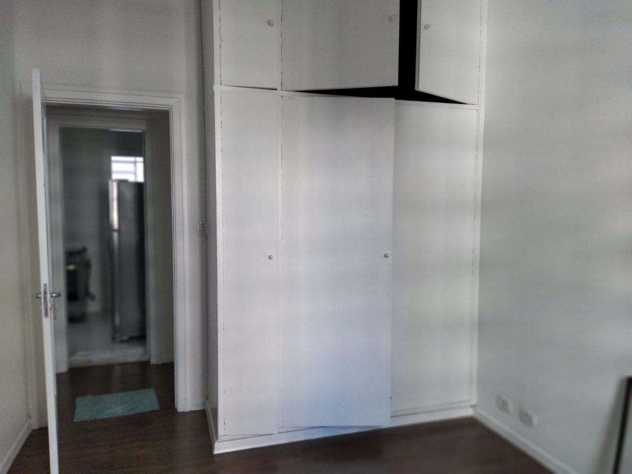 Apartamento para alugar com 2 quartos, 90m² - Foto 11