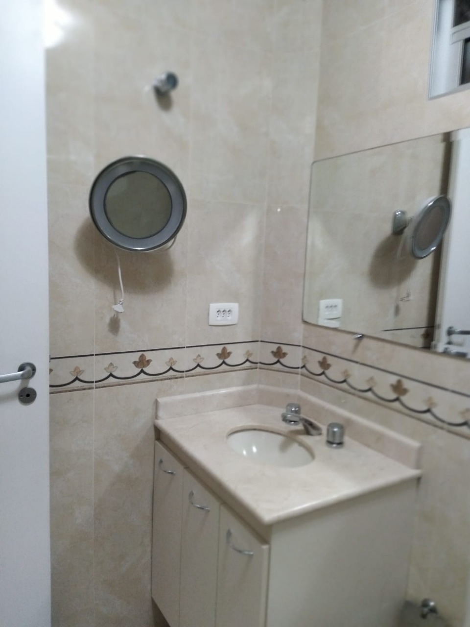 Apartamento para alugar com 3 quartos, 110m² - Foto 25