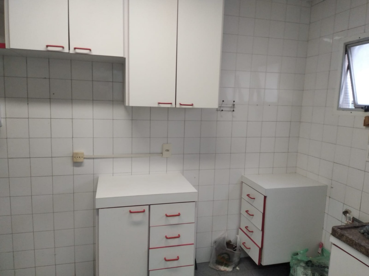 Apartamento para alugar com 2 quartos, 80m² - Foto 13