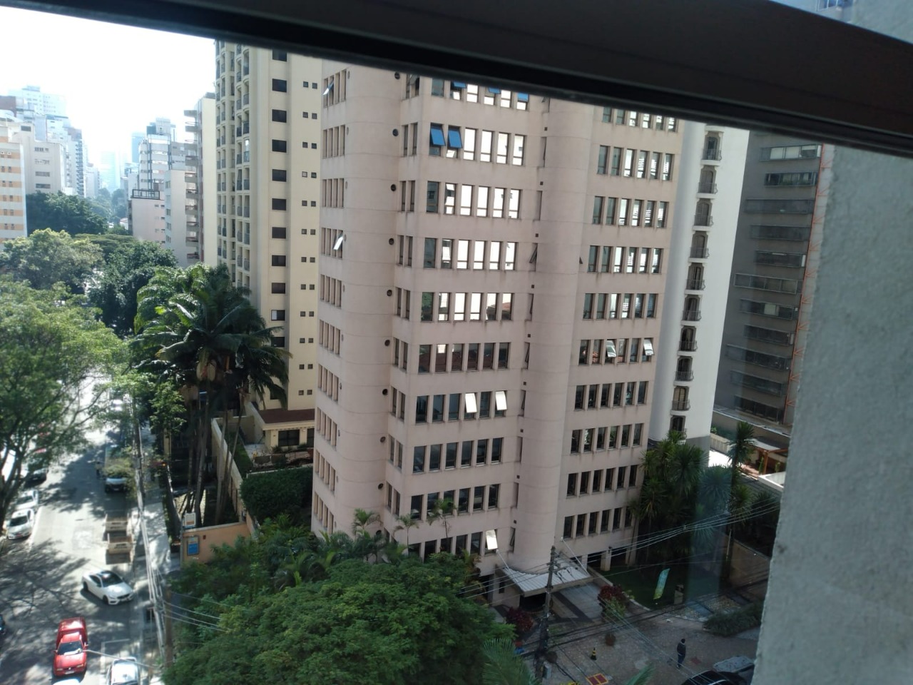 Apartamento para alugar com 3 quartos, 110m² - Foto 2