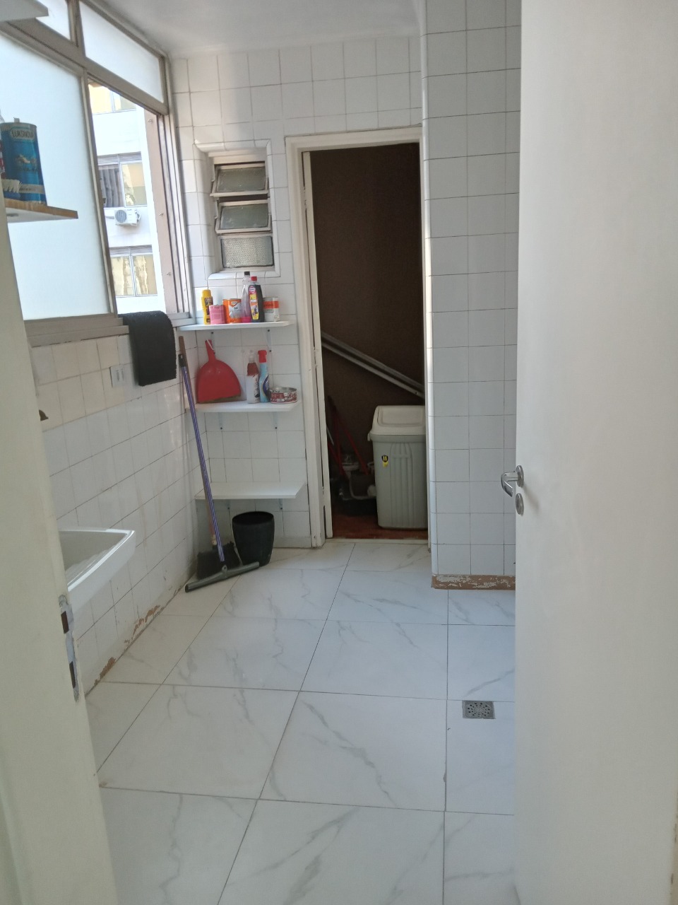 Apartamento para alugar com 3 quartos, 140m² - Foto 36