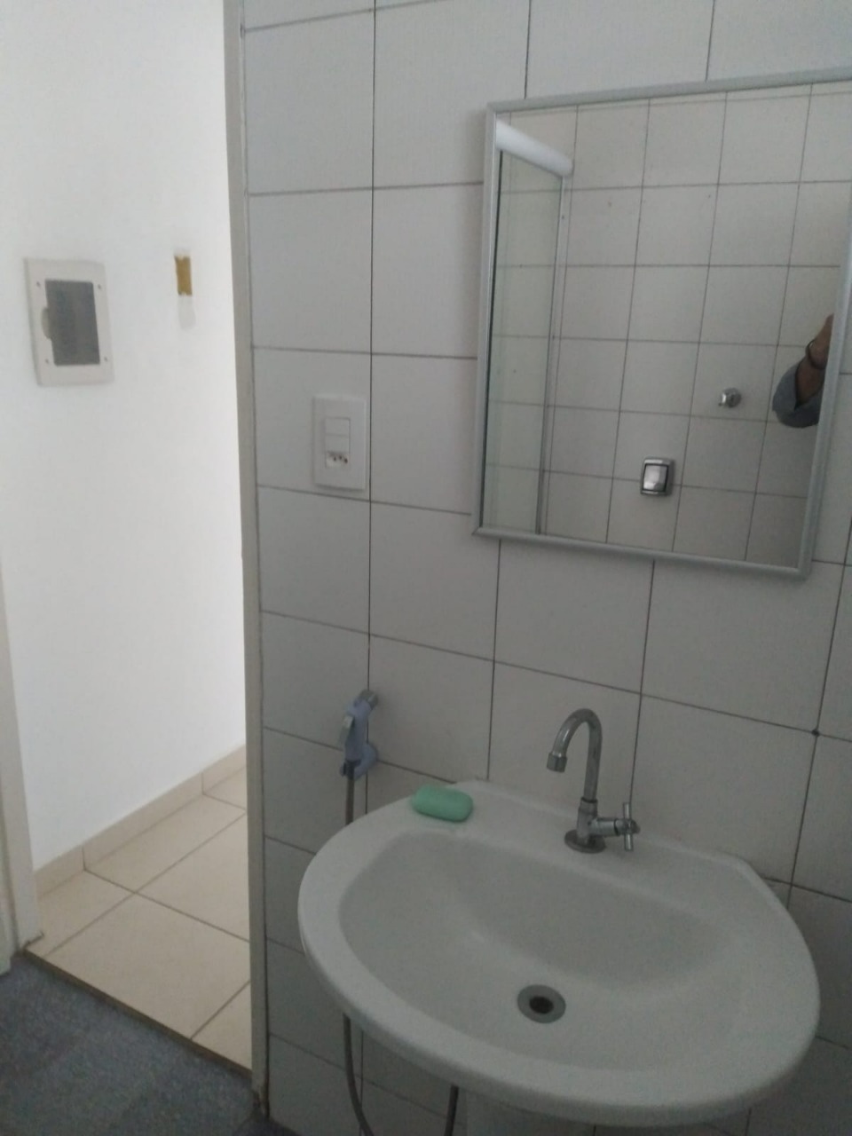 Apartamento para alugar com 1 quarto, 58m² - Foto 9