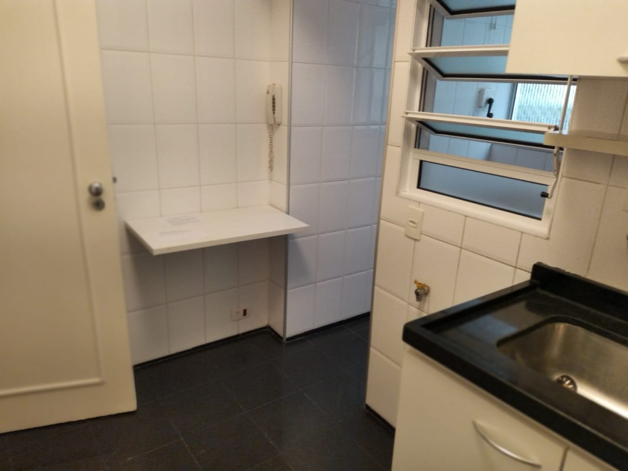 Apartamento para alugar com 2 quartos, 70m² - Foto 15