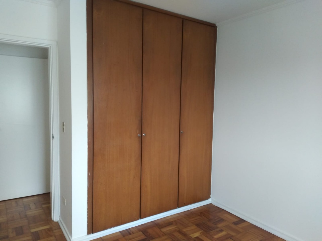 Apartamento para alugar com 3 quartos, 130m² - Foto 8