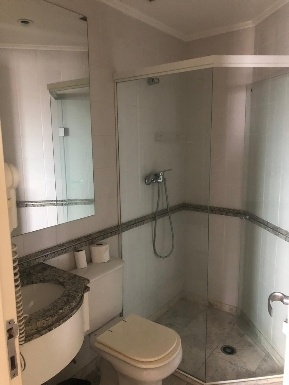 Apartamento à venda com 2 quartos, 60m² - Foto 18