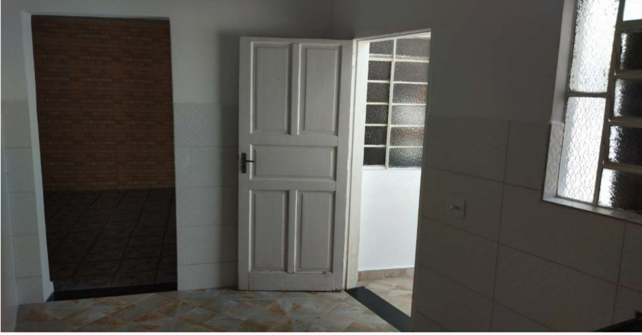 Casa à venda e aluguel com 2 quartos, 140m² - Foto 25