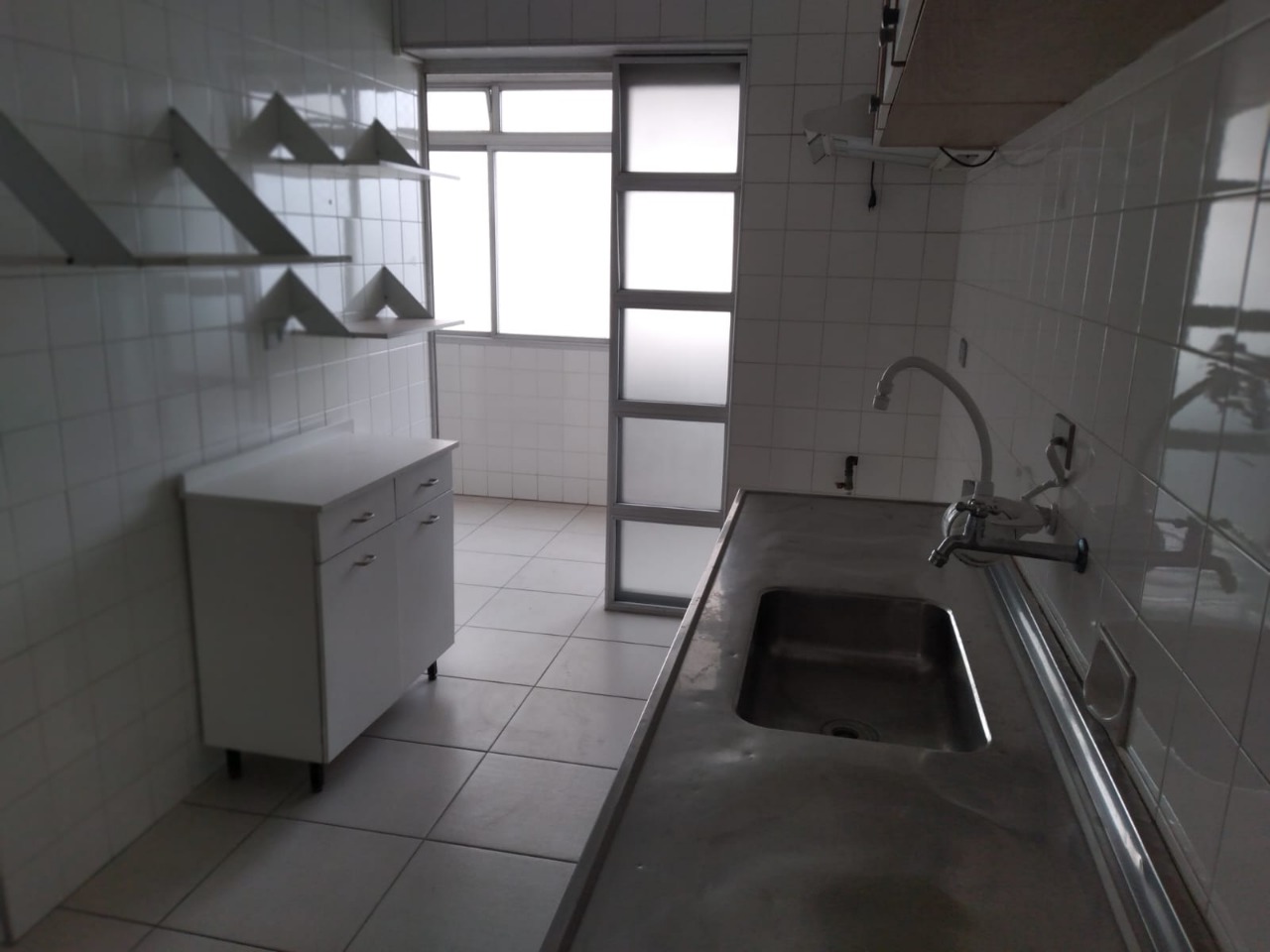 Apartamento para alugar com 3 quartos, 130m² - Foto 25