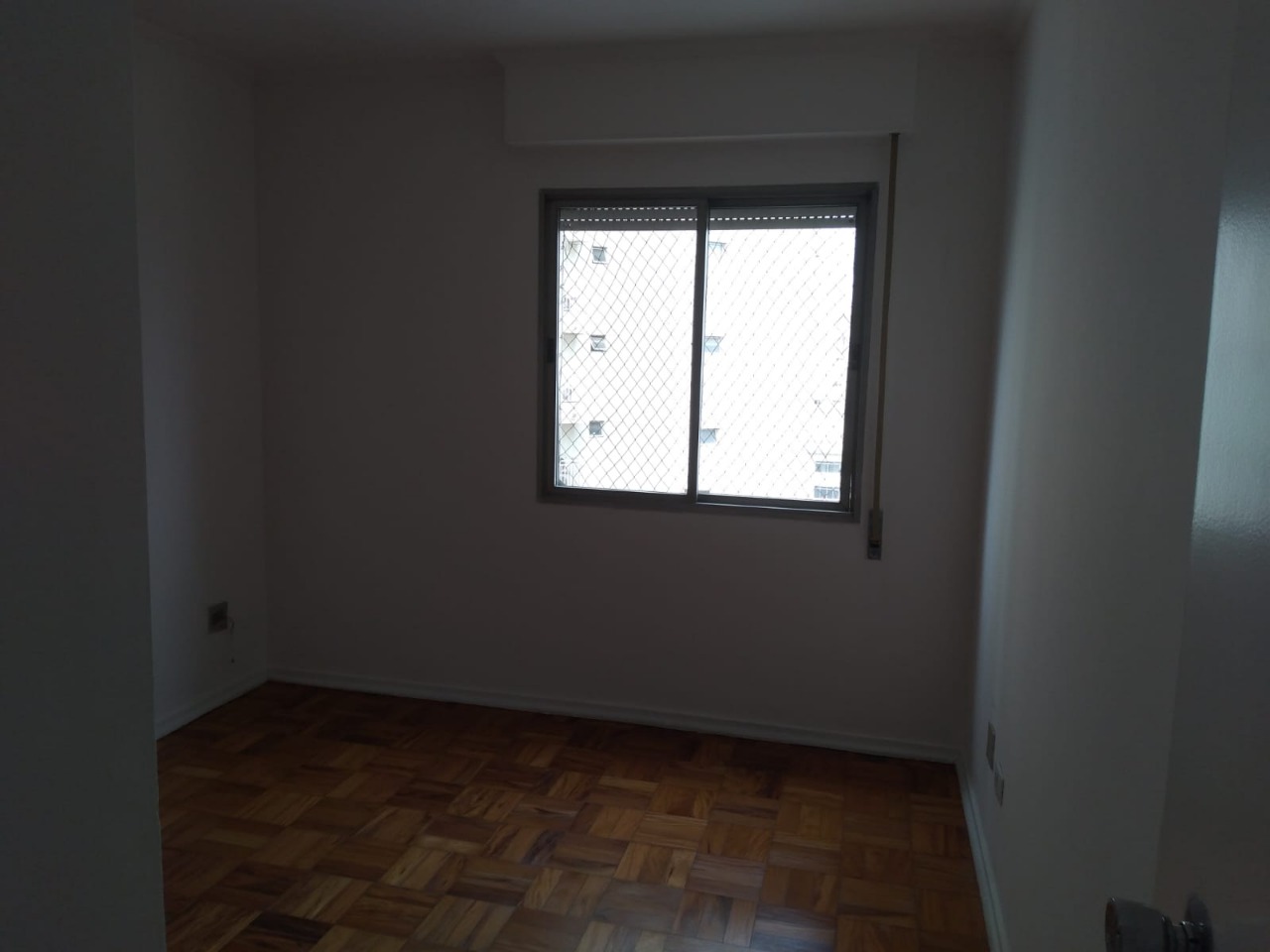 Apartamento para alugar com 3 quartos, 130m² - Foto 9