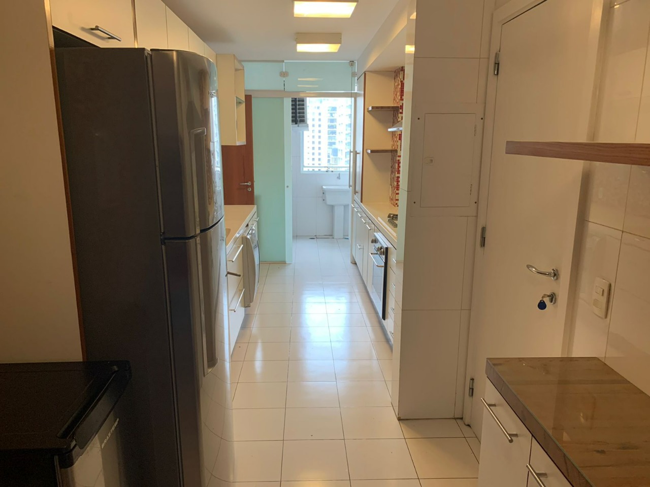 Apartamento para alugar com 2 quartos, 180m² - Foto 37