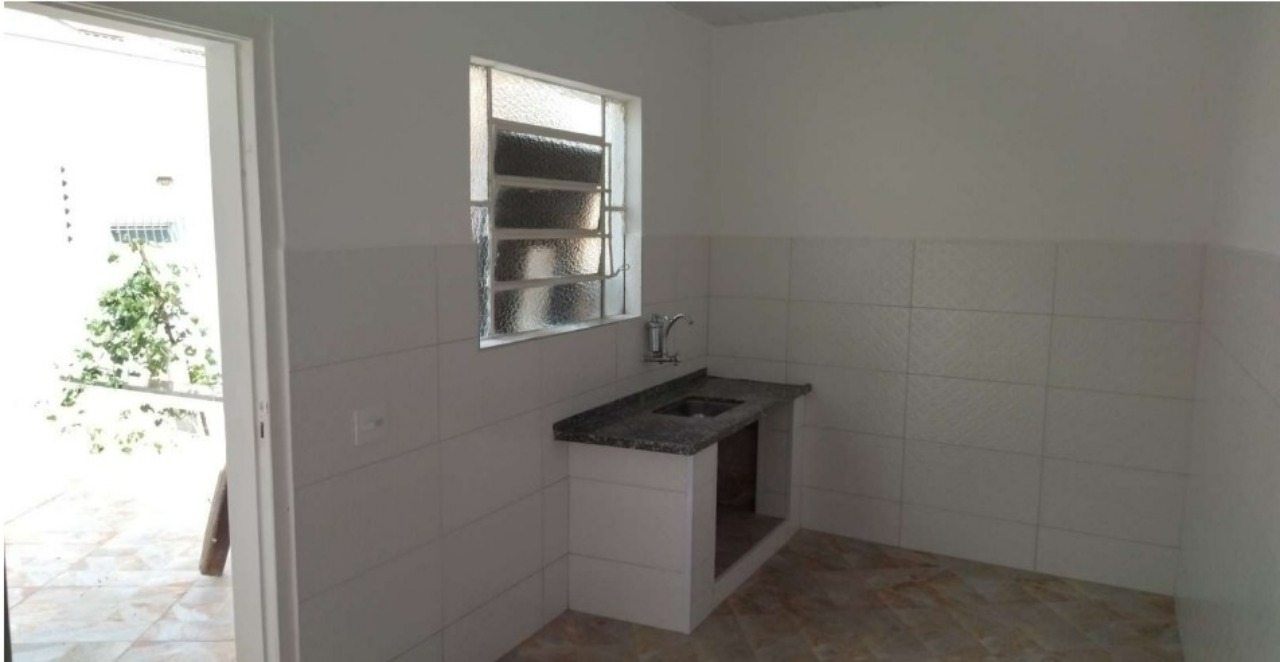 Casa à venda e aluguel com 2 quartos, 140m² - Foto 24