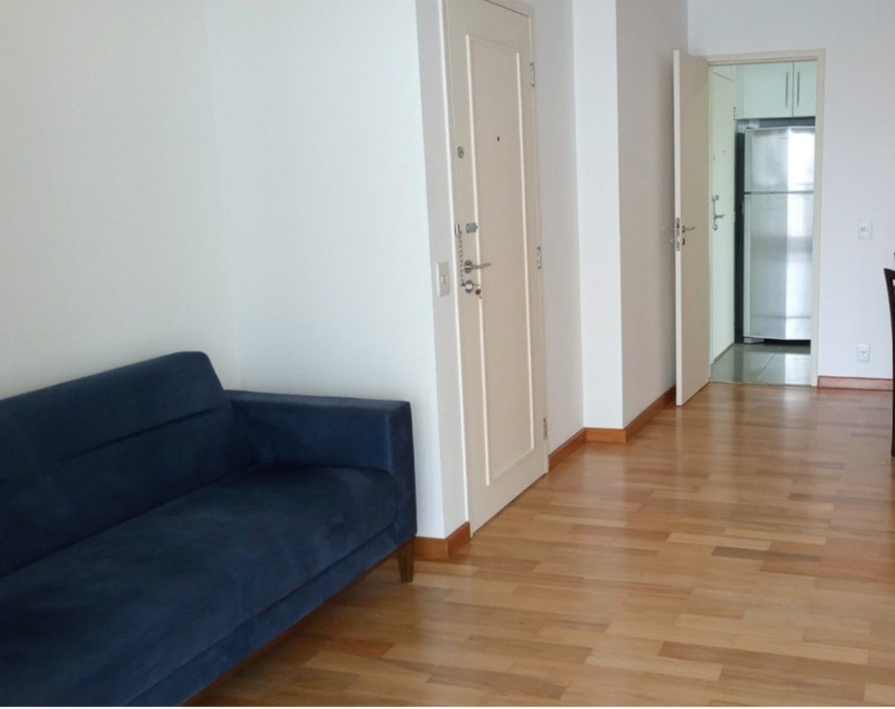 Apartamento para alugar com 3 quartos, 107m² - Foto 3