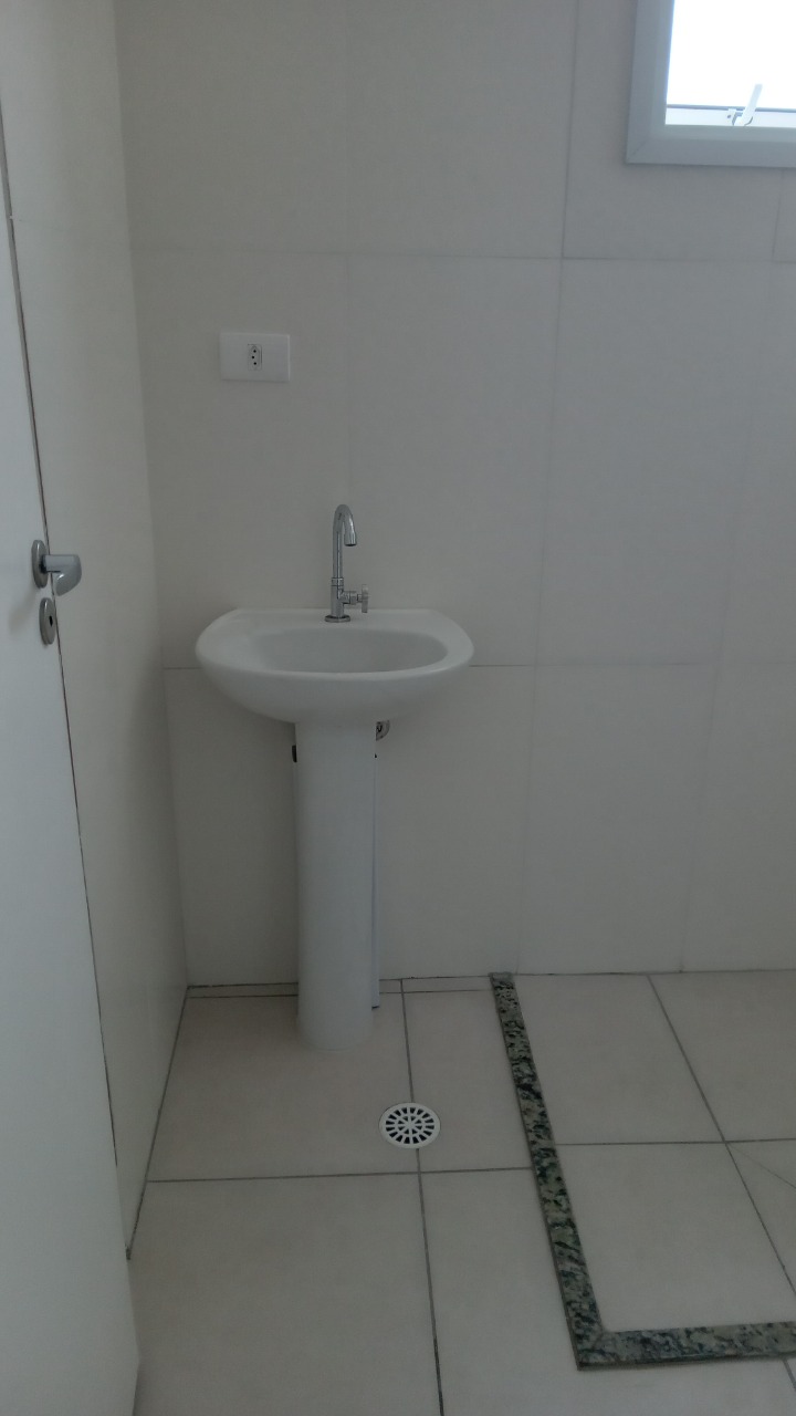 Apartamento à venda com 2 quartos, 42m² - Foto 12