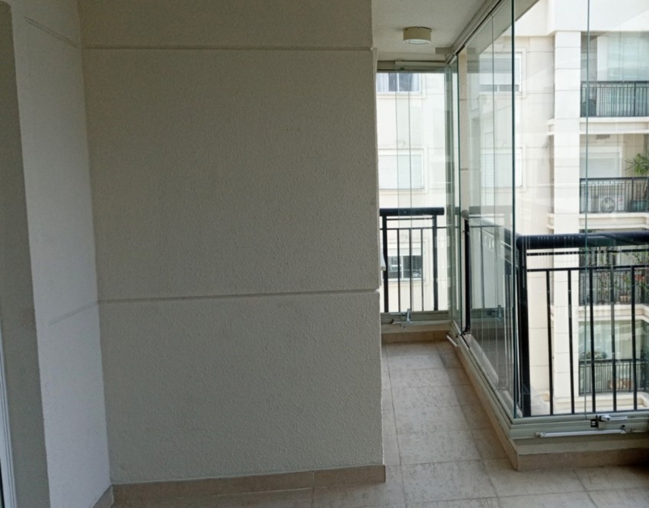 Apartamento para alugar com 3 quartos, 107m² - Foto 1