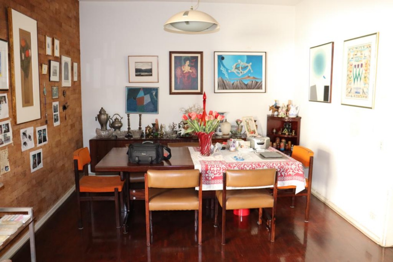 Apartamento à venda com 3 quartos, 200m² - Foto 7