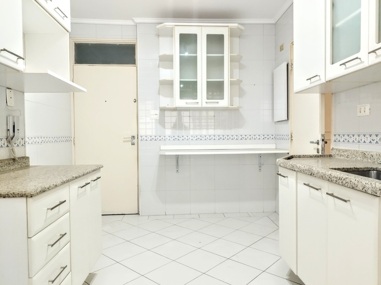 Apartamento para alugar com 3 quartos, 120m² - Foto 6