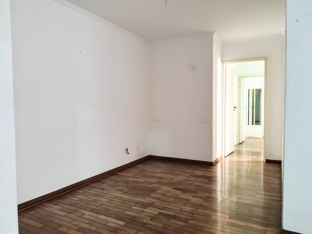 Apartamento para alugar com 3 quartos, 120m² - Foto 9