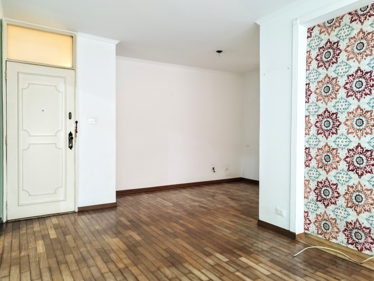 Apartamento para alugar com 3 quartos, 120m² - Foto 1